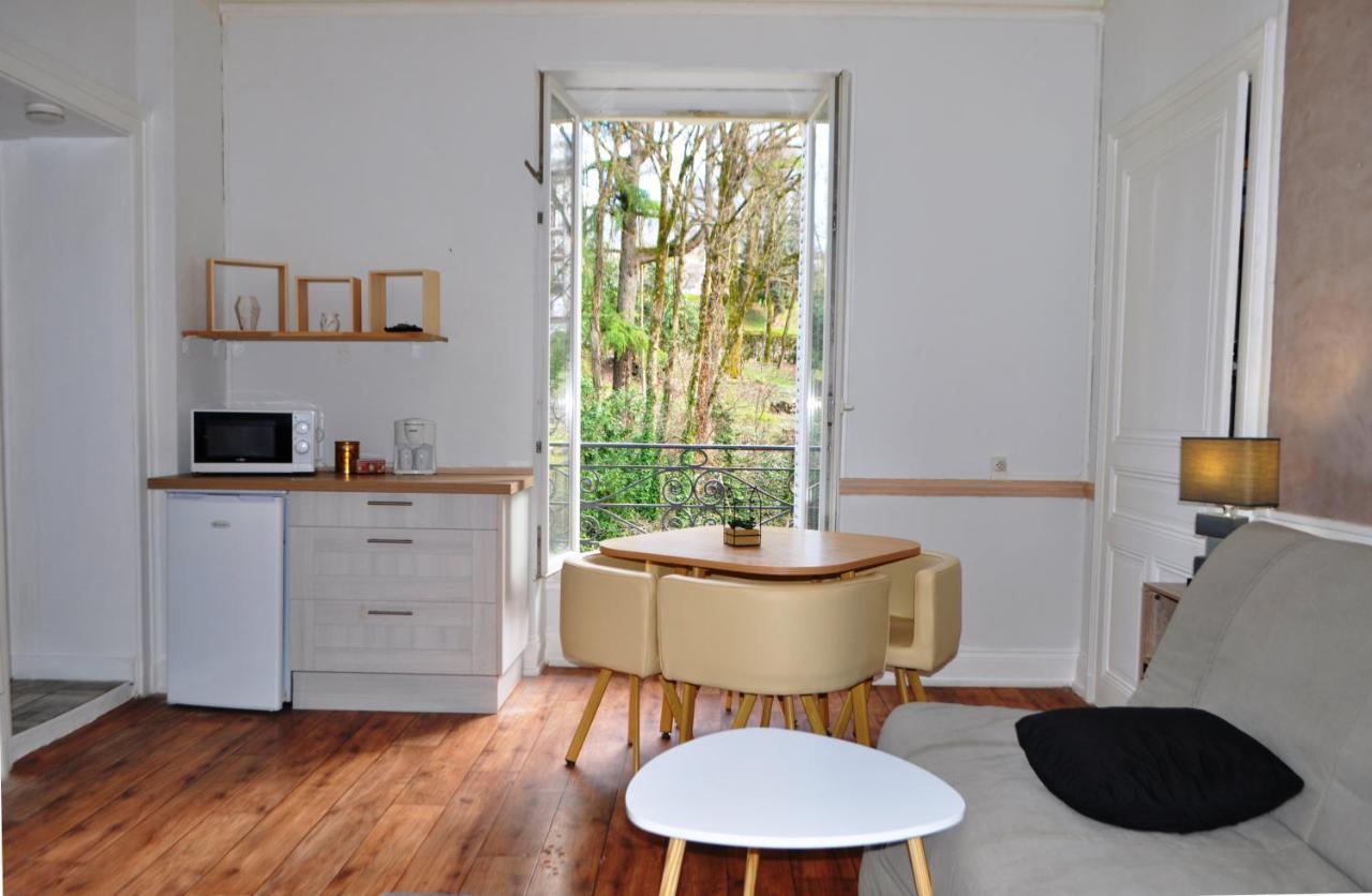 Charme et tranquillité, dans résidence avec piscine, L’APARTÉ - SEJOURAIX Aix-les-Bains Extérieur photo